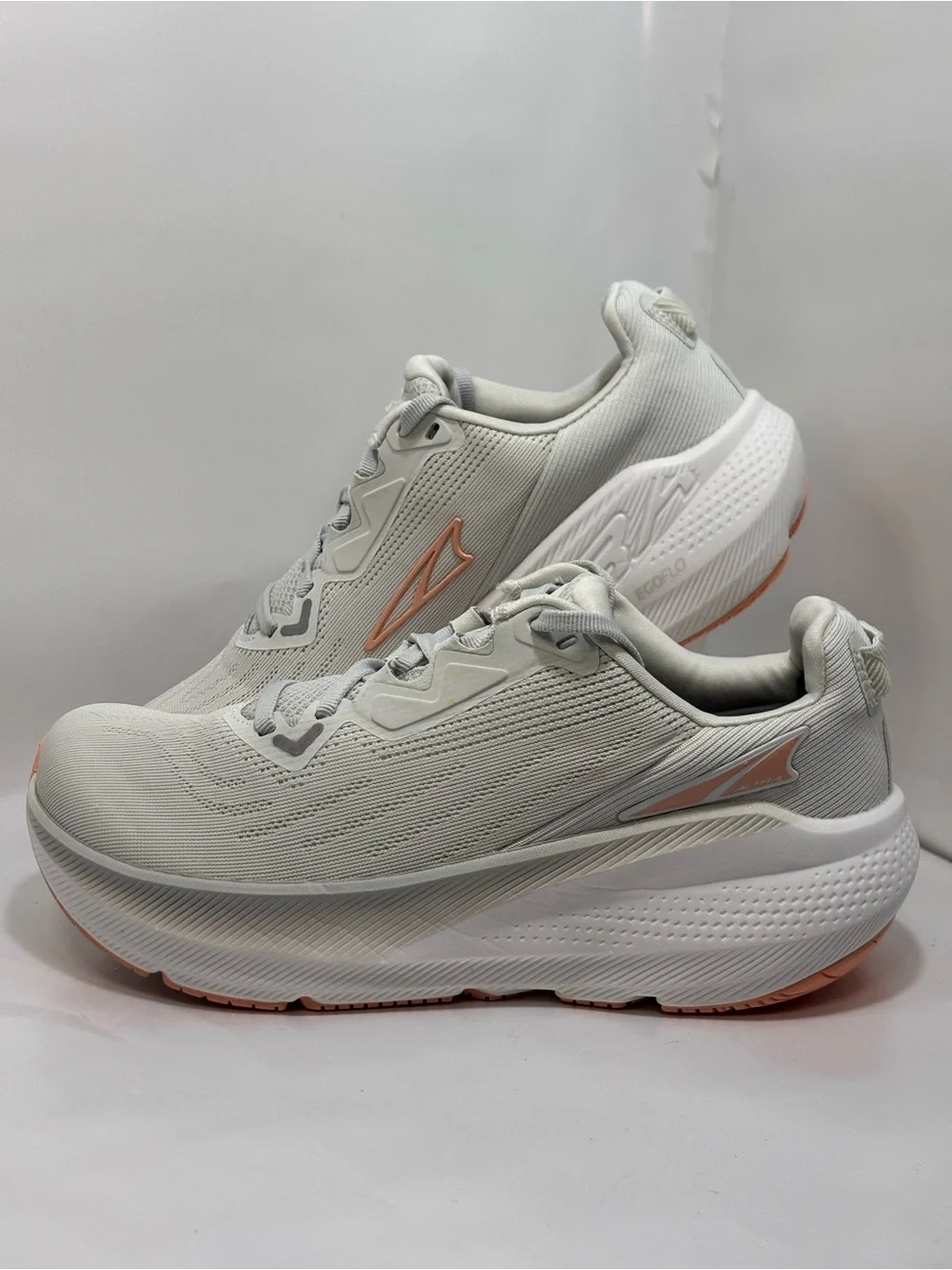 Altra FWD VIA Road Running Sneakers Women's Size 7 Light Gray/Orange ALOA85PW224